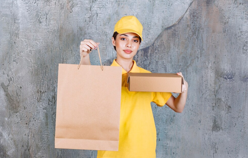 Les sacs en papier peuvent-ils être utilisés pour des expéditions postales ?